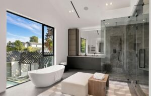 Glass Shower Enclosures in Orange County - Options for Custom Bathrooms