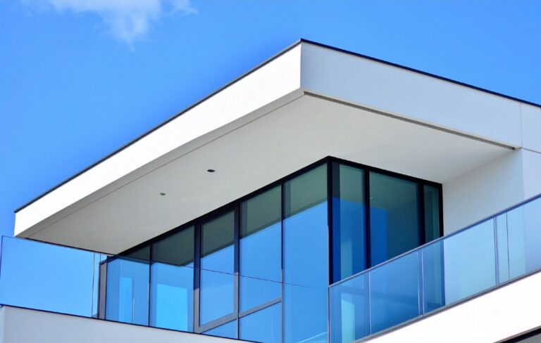 Glass Balcony Systems in Los Angeles: Elevate Your Outdoor Living